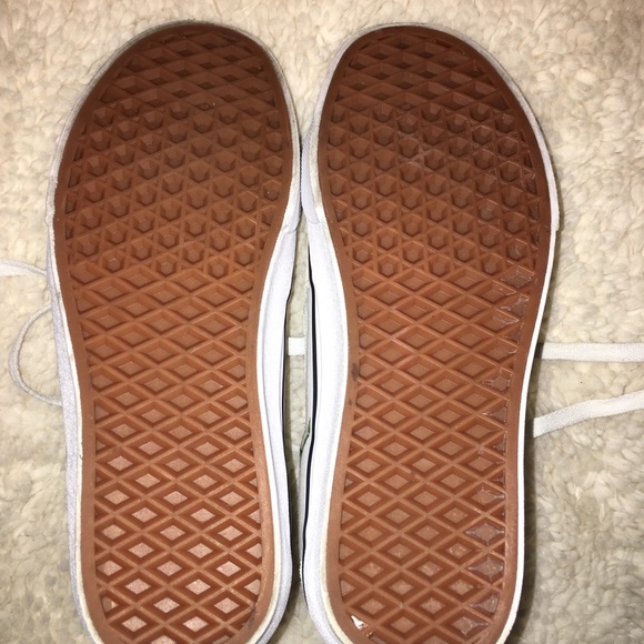 Vans - Picture 5 of 8